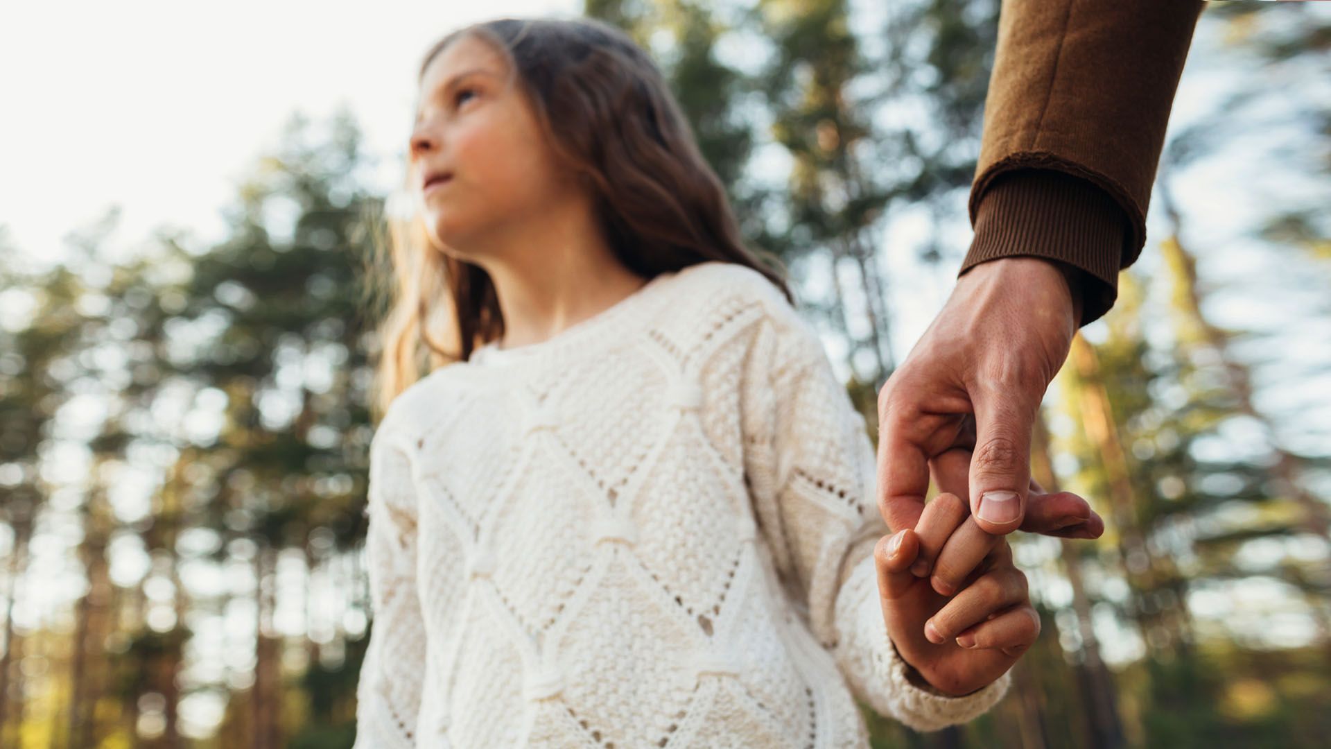 Mother Wound vs. Father Wound: The Differences and 5 Steps to Heal Them