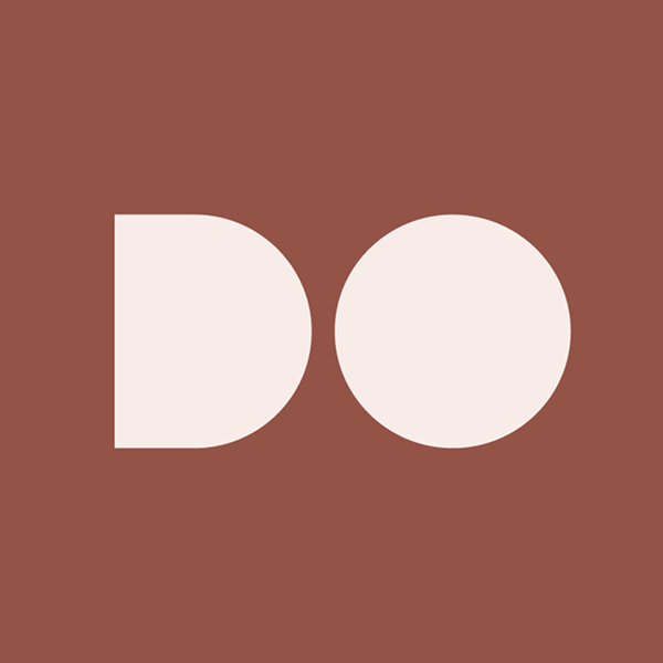 Stylized letters 'D' and 'O' in pale pink on a brown background.